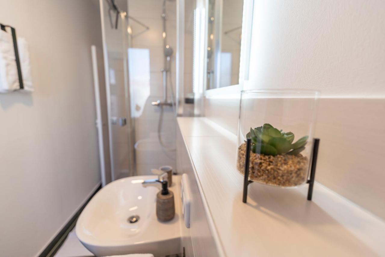 Rr - Central Apartment 80Qm - Balcony - Washer Maagdenburg Buitenkant foto