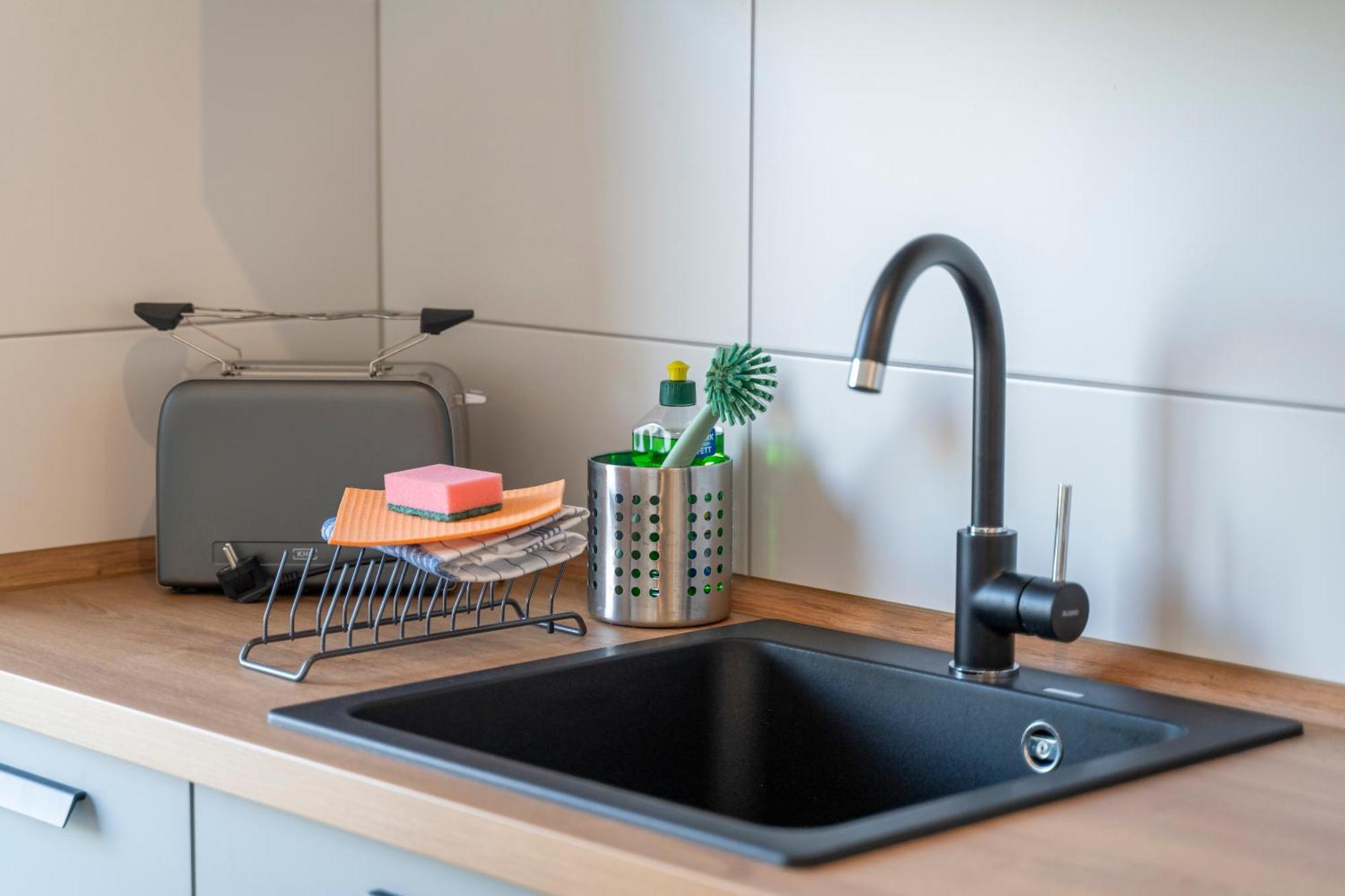 Rr - Central Apartment 80Qm - Balcony - Washer Maagdenburg Buitenkant foto